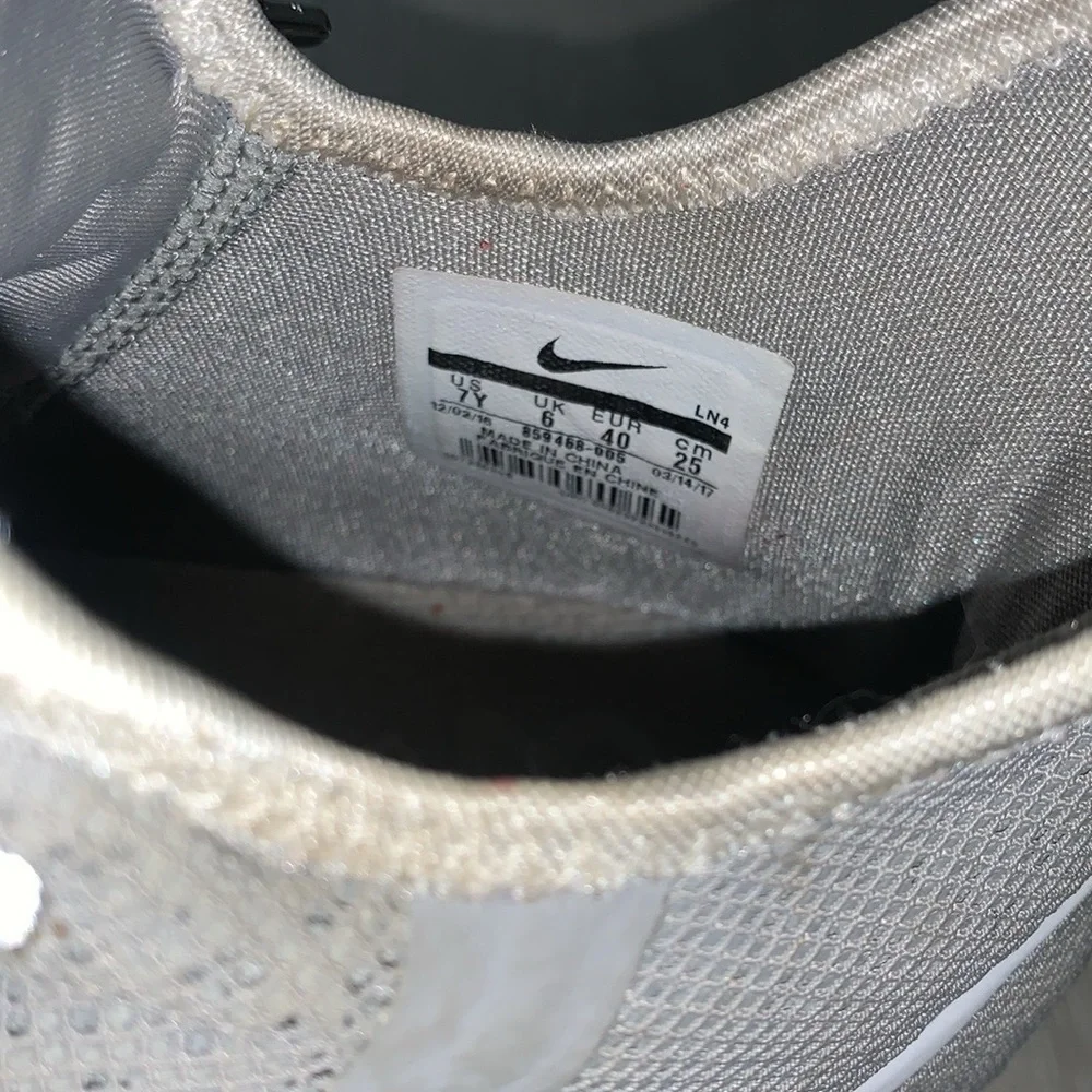 Nike LeBron‎ 14 MAG Sneakers